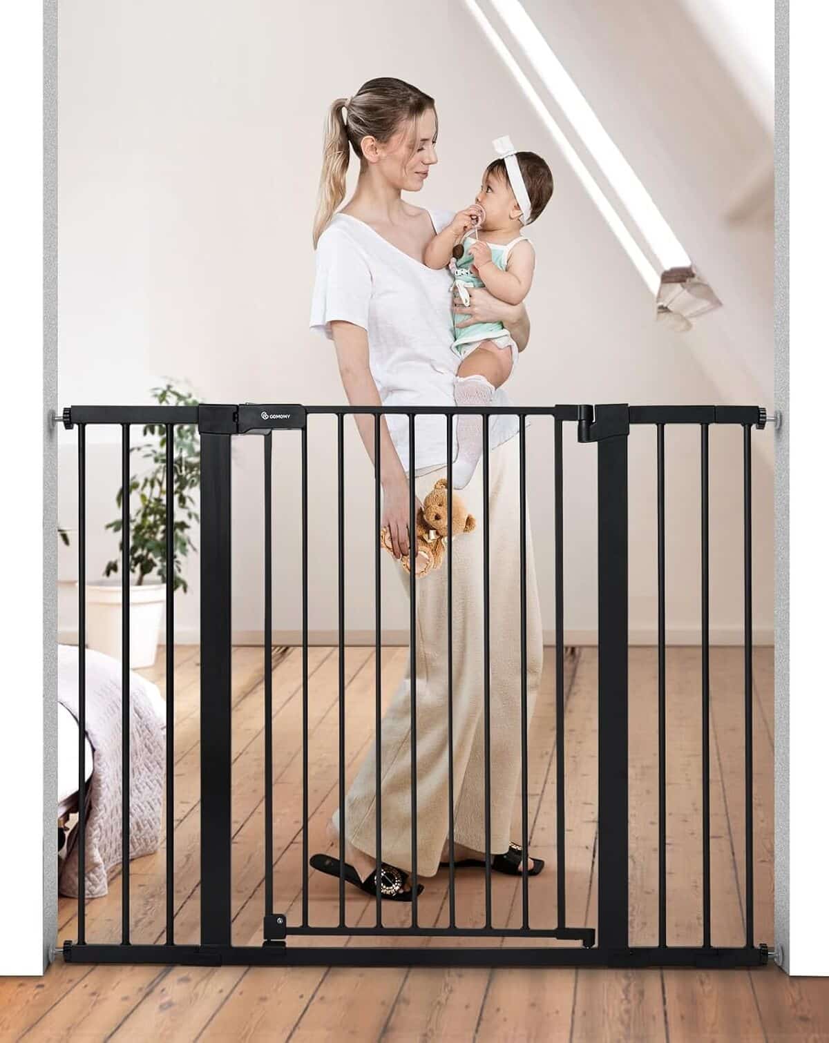 Test de la barrière de sécurité enfant Comomy : praticité sans perçage
