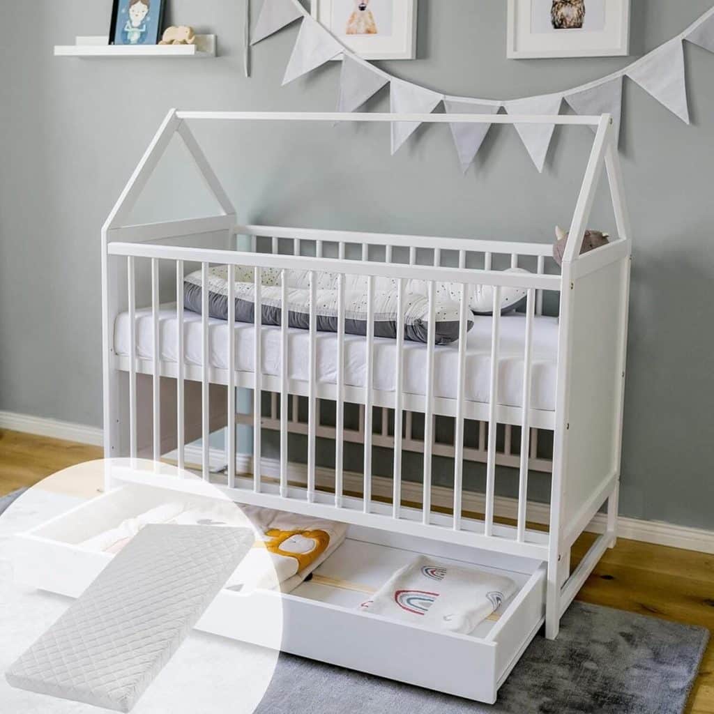 Test du lit d'appoint transformable pour bébé