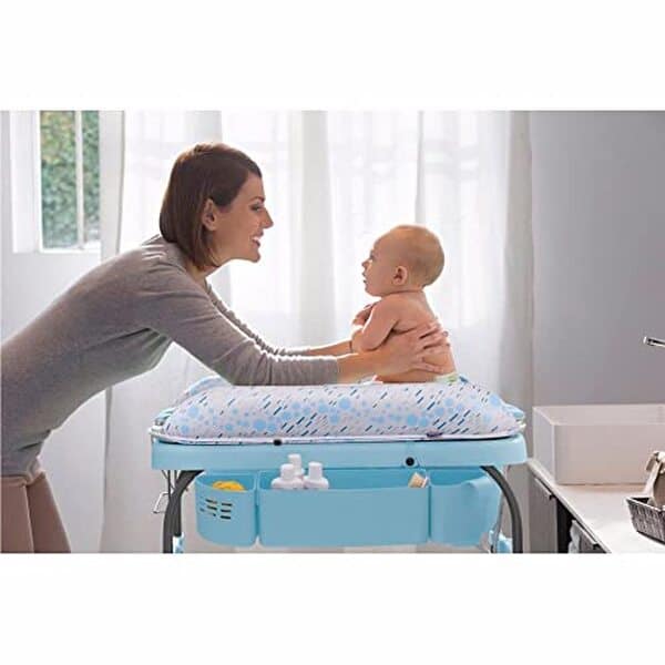 Découvrez notre test de la baignoire Chicco Cuddle & Bubble : l'alliance parfaite de confort et praticité pour le bien-être de votre bébé.